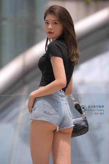 曰本胸大巨胸做爰视频